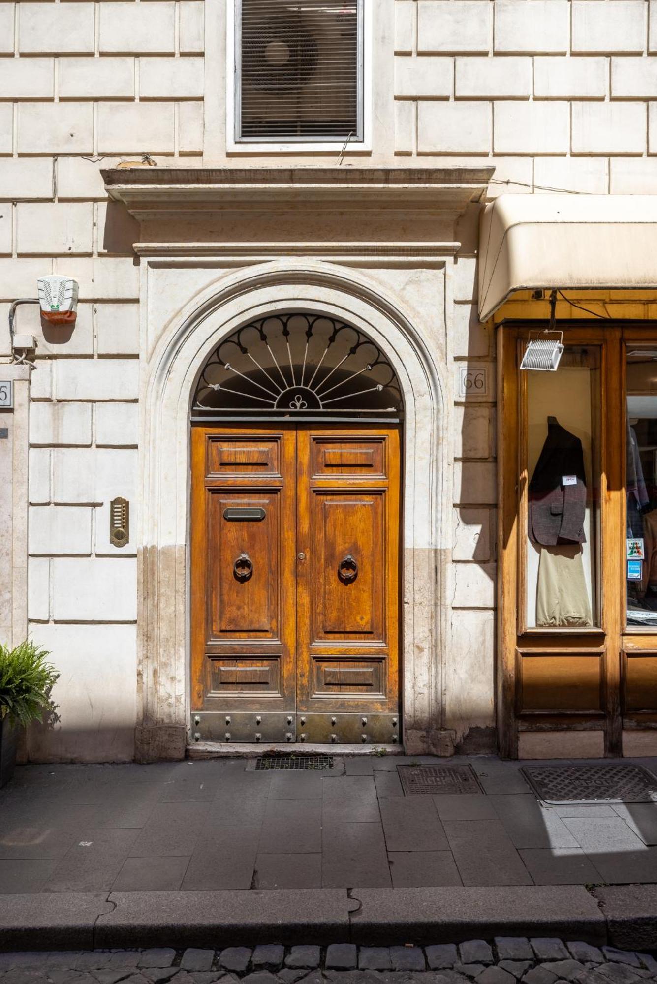 Charming Apartment At Spanish Steps, No Elevator Roma Exterior foto