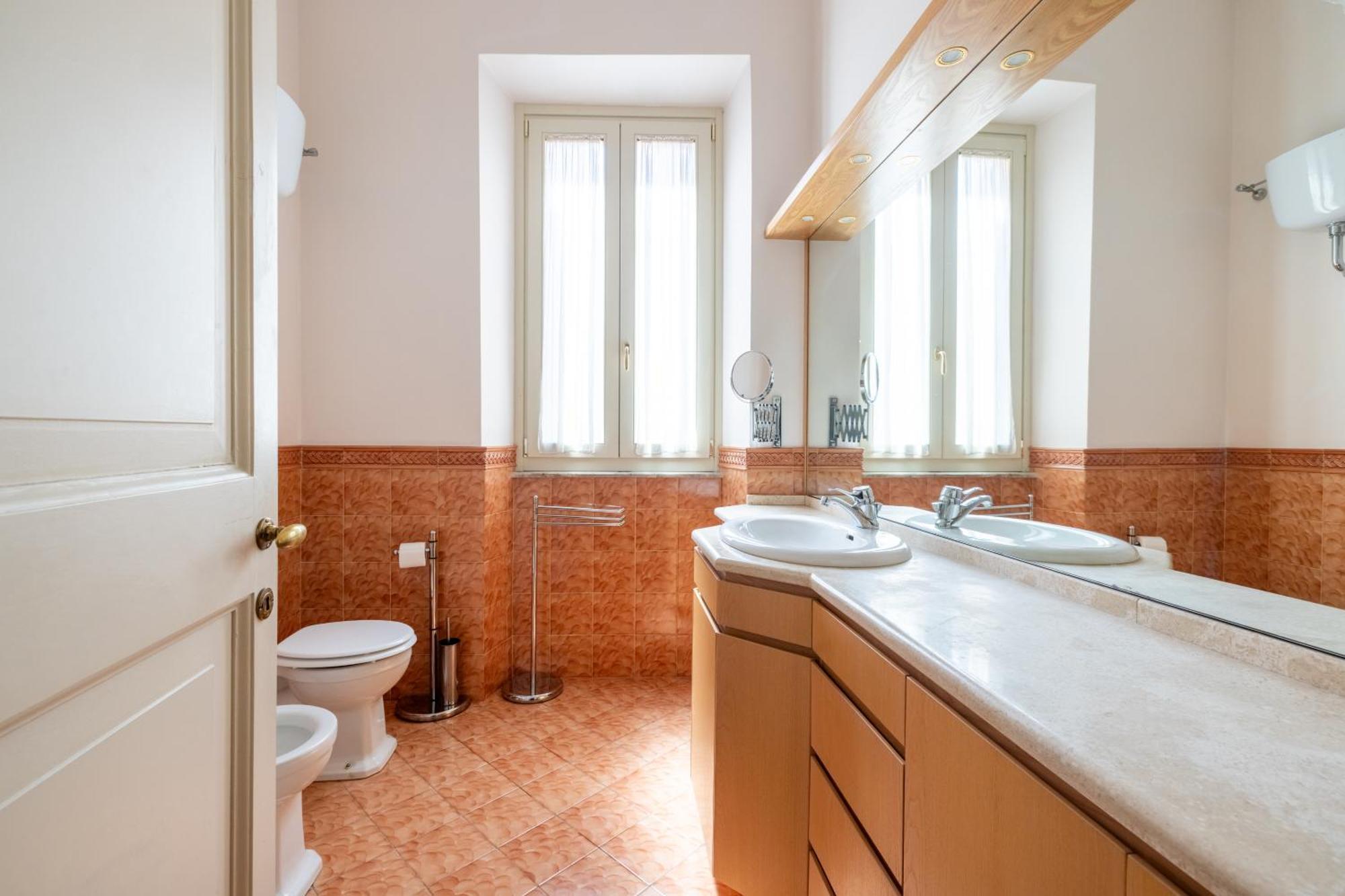 Charming Apartment At Spanish Steps, No Elevator Roma Exterior foto